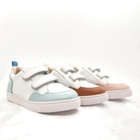 Offre Spéciale Vente en gros Fabricant de chaussures personnalisées Chaussures de sport de plein air en cuir véritable pour enfants