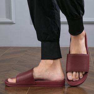 Happyslides estate spiaggia spa piscina eva all'aperto da uomo pantofole con logo 3D, logo di personalità OEM sandali in gomma unisex - Product Image 3