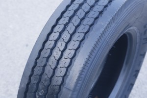 Pneus de camion LCH T-REX LH616 215/75R17.5 sans chambre à air, radiaux, neufs, haute performance, haute capacité de charge, toutes positions - Product Image 4