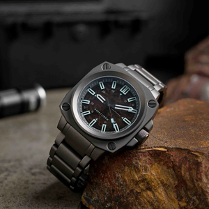 High Quality Square Titanium Metal Diving Watch <b>Automatic</b> Spuer Strong Luminous Wrist Watch - Product Image 4