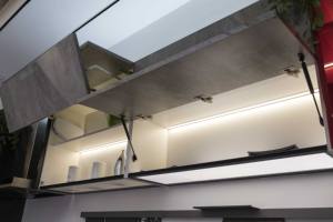 NICOCABINET Armoire de <span class=keywords><strong>cuisine</strong></span> design moderne et simple à haute brillance Unité de <span class=keywords><strong>cuisine</strong></span> pour appartement Petit placard de <span class=keywords><strong>cuisine</strong></span> avec automatique - Product Image 5