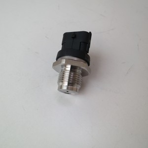 Pièces de moteur diesel ISB/ISF/ISX en gros, capteur de pression du rail commun 0281006325 - Product Image 3