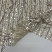 Tissu à paillettes lourd tissé avec des paillettes et des fils de paillettes mélangés, certifié OEKO-TEX, pour les mariages, les textiles de maison et les vêtements