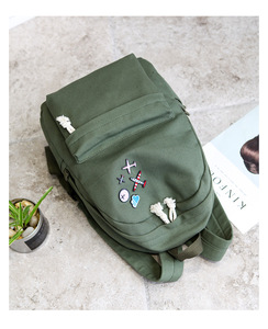 Sac à dos scolaire personnalisé avec poche latérale en mesh, doublure en polyester léger, fermeture à glissière - Product Image 6