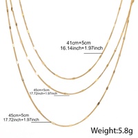 Collier ras du cou à trois couches en acier inoxydable 18K avec paillettes et chaîne fine pour femme, idéal pour anniversaire et fiançailles, inaltérable