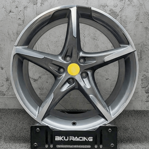 ล้อแม็ก Bku 5x114.3 สำหรับ <span class=keywords><strong>Ferrari</strong></span> SF90 Spider <span class=keywords><strong>F8</strong></span> Tributo 488 296 GTB 812 <span class=keywords><strong>Competizione</strong></span> 12 สูบ SP3 ขนาด 20 21 นิ้ว ล้ออัลลอยสั่งทำพิเศษ - Product Image 3