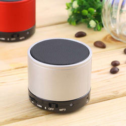Портативная мини-колонка S10 Metal Mini с <span class=keywords><strong>Bluetooth</strong></span>, поддержкой TF-карт, FM-радио, сабвуфером и стереозвуком для использования на улице. - Product Image 5