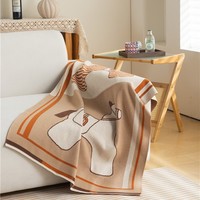 Nouvelle Couverture Tricotée Jacquard Géométrique Cheval du Nouvel An 100% Acrylique Luxe Léger Douce et Agréable pour la Peau Toutes Saisons Climatisation