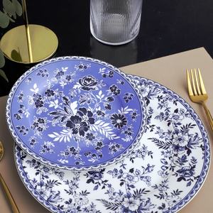 Set di <span class=keywords><strong>Piatti</strong></span> Piani Floreali <span class=keywords><strong>Vintage</strong></span> in Porcellana e Ceramica per Eventi e Matrimoni, Piatto Decorativo - Product Image 2