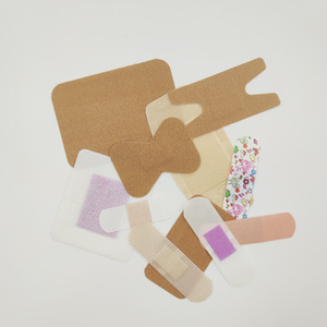 Cartoon-shaped, breathable, <b>waterproof</b> adhesive bandages, available in various sizes and shapes, made of elastic and breathable - Product Image 2