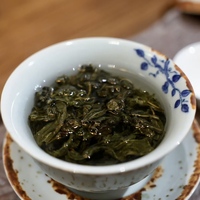 Vente directe en gros par les fabricants : Fournisseur de thé de haute qualité, thé Oolong, thé au lait, thé aux bulles et feuilles de thé pour boissons