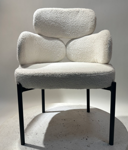 <span class=keywords><strong>Chaise</strong></span> de salon <span class=keywords><strong>en</strong></span> <span class=keywords><strong>tissu</strong></span> Teddy blanc <span class=keywords><strong>avec</strong></span> <span class=keywords><strong>accoudoir</strong></span> pieds <span class=keywords><strong>en</strong></span> métal de luxe couleur personnalisée Sillas Comedor - Product Image 1