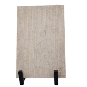 Tablero de revestimiento de grano de madera de aislamiento térmico resistente a los arañazos para exteriores