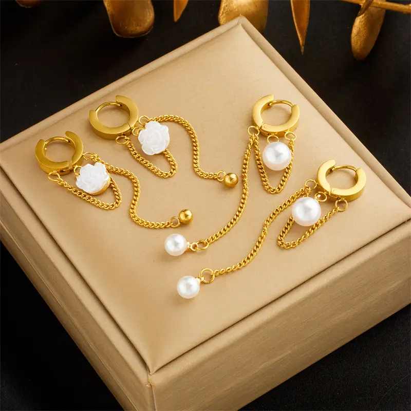 Nuevo Anti deslustre 18K Pvd Gold 316L Acero inoxidable Pendientes largos de borla Pendientes de gota de perlas Joyería de moda