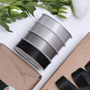 폴리 에스터 1 인치 새틴 리본 화이트 블랙 싱글 사이드 새틴 리본 선물 파칭 도매 - Product Image 4
