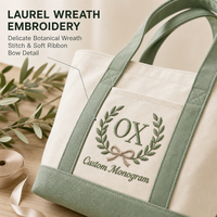 Sac fourre-tout en toile personnalisé avec broderie couronne de lauriers, vert sauge, sac à main bateau avec poche avant pour mariage, douche nuptiale, vacances