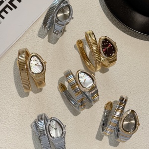 Scottie 9835 Orologio di Lusso da Donna con Quadrante in Madreperla e Design a Forma di Serpente, Movimento al Quarzo - Product Image 6