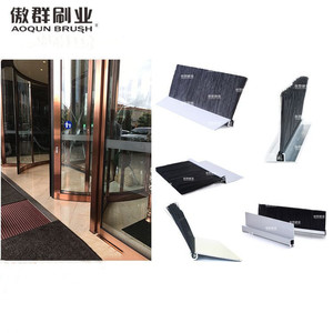 Tùy chỉnh khách sạn Hợp kim nhôm Con lăn màn trập trượt nhà để xe cửa kính niêm phong tải Dock leveller Dải bàn chải - Product Image 5