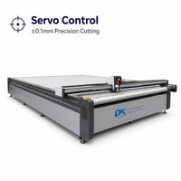 Machine de découpe numérique CNC pour tissus, table de 4 m de large, alimentation automatique par rouleau pour tissu pare-feu enduit, découpe haute précision 0,1 mm
