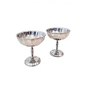 Ensemble de deux coupes à glace en acier inoxydable couleur argent, forme personnalisée, à prix abordable - Product Image 1