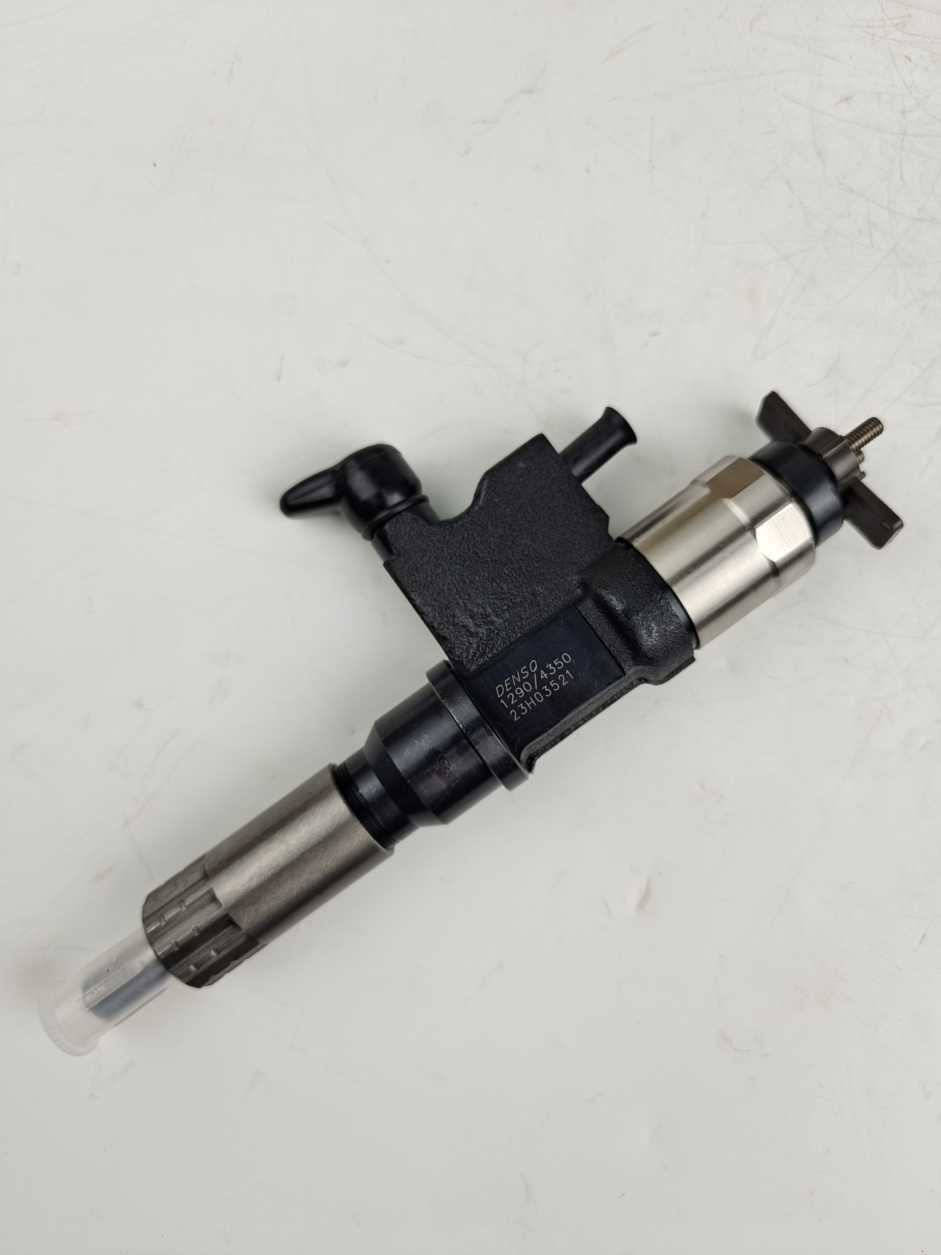 diesel fuel injector nozzle 295050-1151/1851  8-98197185-1  8-98197185-0 injector for ISUZU common rail injector 295050-1151