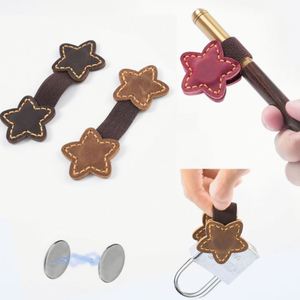 Marcapáginas de Cuero Genuino en Forma de Estrella, Hecho a Mano, con Cierre Magnético, Regalo Ideal para Amantes de la Lectura - Product Image 4