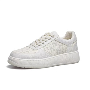 Baskets basses rouges et blanches à lacets, décontractées, confortables, antidérapantes, style streetwear - Product Image 3