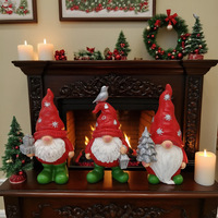Gnome de Noël en résine de luxe, figurine sans visage, statue de lutin, chapeau flocon de neige rouge, décoration de table de Noël, décoration de cheminée