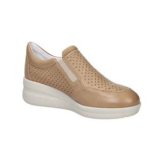 Sneakers Morbide da Donna Cinzia, Colore Cammello, Perforate con Chiusura a Zip, Scarpe da Passeggio - Product Image 5