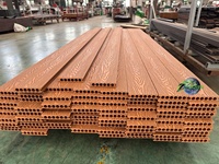 Hochleistungsfähige und Langlebige Outdoor-Holz-Kunststoff-Terrasse Geeignet für Patio und Außenbereich