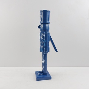 Figurine décorative en bois de 14 pouces, finition bleue brillante, avec flocons de neige, <span class=keywords><strong>casse</strong></span>-<span class=keywords><strong>noisette</strong></span> pour la décoration, vente en gros - Product Image 4