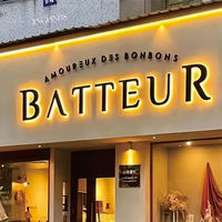 Diseño de cortesía de Daco Sign-Descuento limitado del 10%-Logotipo de pared 3D para salones-Señalización iluminada con LED
