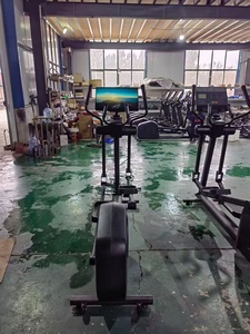 Elliptiques à fonctionnement silencieux <span class=keywords><strong>et</strong></span> à résistance magnétique pour usage commercial – Équipement cardio - Product Image 3