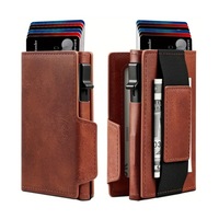 Dompet Pop Up Kulit PU Serat Karbon Kustom dengan Penahan Kartu RFID dan Penutup Magnet untuk Pria