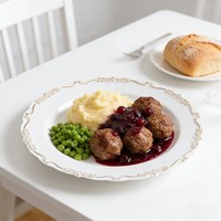 Assiettes en plastique jetables blanches 7 pouces/9 pouces/10 pouces avec bordure en dentelle décorative pour événements, traiteurs, mariages, fêtes, restaurants, vente en gros