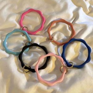 Wavy Silicone Wrist Strap Keychain Anti-Lost Phone Case <b>Lanyard</b> Portable Wristlet <b>Key</b> Ring <b>for</b> Women - Product Image 1