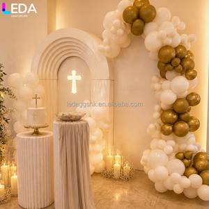 ฉากหลังงานแต่งงาน LEDA สไตล์เจ้าหญิงทันสมัยเรียบง่าย สีขาว ประดับด้วยลูกโป่งแขวน พร้อมไฟ LED และอะคริลิค - Product Image 1