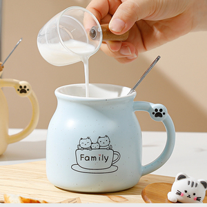Venta caliente Linda <span class=keywords><strong>Taza</strong></span> <span class=keywords><strong>de</strong></span> cerámica <span class=keywords><strong>Kawaii</strong></span> rosa <span class=keywords><strong>de</strong></span> 350ml con tapa y cuchara para <span class=keywords><strong>taza</strong></span> <span class=keywords><strong>de</strong></span> té microondas y lavavajillas seguro lindo regalo <span class=keywords><strong>de</strong></span> negocios - Product Image 6