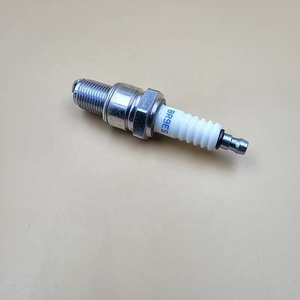 Bougie d'allumage de moteur de moto haute Performance BR9ES BR9ES-S BR9EG BR9HS(4522) pièce de rechange d'allumage bougie d'allumage de moto - Product Image 2