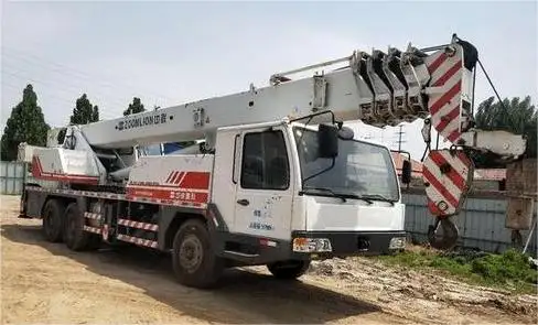 Zoomlion Mobile Truck Cranes 25T/50T/70T/90T/100T Cheap Used Mobile Crane from China