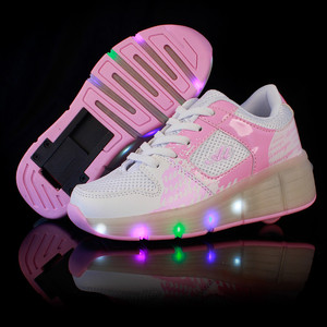 Yllu LED Kids Roller Skate Shoes <span class=keywords><strong>Ruedas</strong></span> dobles Carga USB Light-Up Roller Sneakers 7 colores <span class=keywords><strong>para</strong></span> <span class=keywords><strong>niñas</strong></span> Niños Hecho de charol - Product Image 5