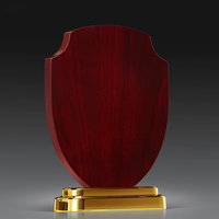 Plaque de médaille de bouclier créatif personnalisé autorisation feuille d'or métal avec imprimé UV nouvelle plaque de certificat en bois en stock