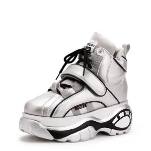 2023 Man Goedkope Sneakers Voor Witte Ademende Pu Walking Sneakers Casual Canvas Trendy Schoenen Fabrikant Leverancier