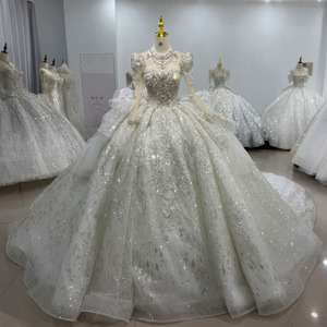 Robe de mariée de luxe perlée de Dubaï, modèle princesse, Xs117, robe de bal scintillante à manches longues illusion en dentelle pour la mère royale ou la mariée - Product Image 2