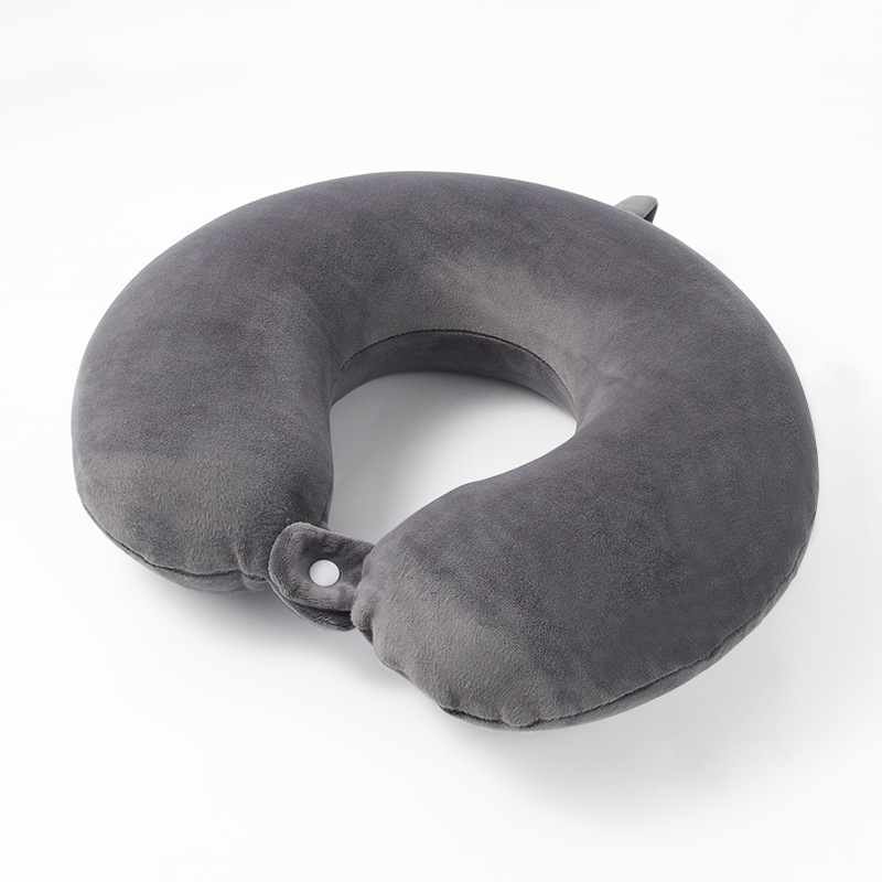 Gris oscuro