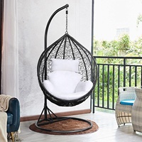Chaise suspendue à bascule en rotin pour jardin moderne, mobilier d'extérieur, prix abordable, vente directe d'usine
