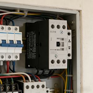 Contactores EATON Serie DILM <span class=keywords><strong>DILM32</strong></span>-10 110V50/60HZ CCC para Equipos de Máquinas Herramienta - Product Image 6