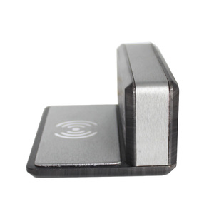 Nhiệt Kế Để Bàn Hình Chữ <span class=keywords><strong>L</strong></span> Sáng Tạo Máy Đo Độ Ẩm Đồng Hồ Báo Thức Sạc Không Dây Bằng Gỗ Kỹ Thuật Số LED - Product Image 4