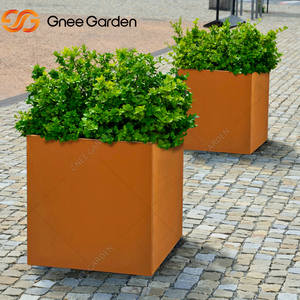 Maceta de metal galvanizado ligera y elegante para jardines urbanos - Product Image 4