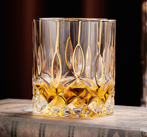 Nouveau Bestseller 2026 : Ensemble Carafe à Whisky en Cristal à Bord Doré 750 ml avec 6 Verres, Logo Personnalisable, Vente Directe Usine pour Bar et Maison - Product Image 5